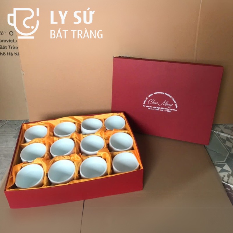 Bộ 12 cốc sứ Bát Tràng quà tặng in logo màu trắng dáng trụ lùn quai C dung tích 300ml BCS-01