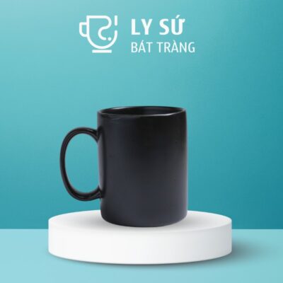 Ly sứ màu mát Bát Tràng quà tặng in logo màu đen mát dáng trụ quai C 350ml LM-69