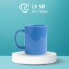 Ly sứ màu bóng Bát Tràng quà tặng in logo màu xanh dương bóng dáng trụ quai C 350ml LM-56