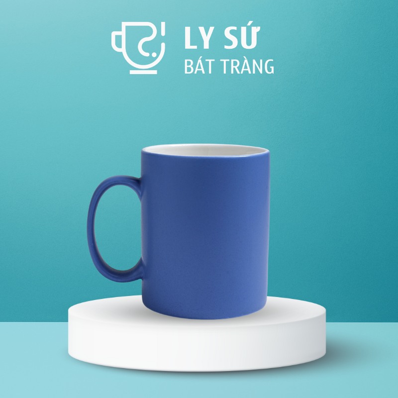 Ly sứ màu mát Bát Tràng quà tặng in logo màu xanh dương mát dáng trụ quai C 350ml LM-63