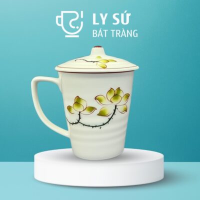 Ly sứ Bát Tràng quà tặng in logo họa tiết vẽ tay hoa sen vàng có nắp dung tích 350ml LSVT-35