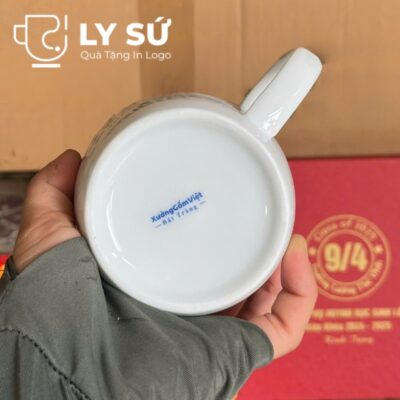 Bộ 4 cốc sứ Bát Tràng quà tặng in logo màu trắng dáng lùn quai C 300ml BCS-21
