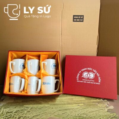 Bộ 6 cốc sứ Bát Tràng quà tặng in logo dáng vuông quai vuông 330ml BCS-13