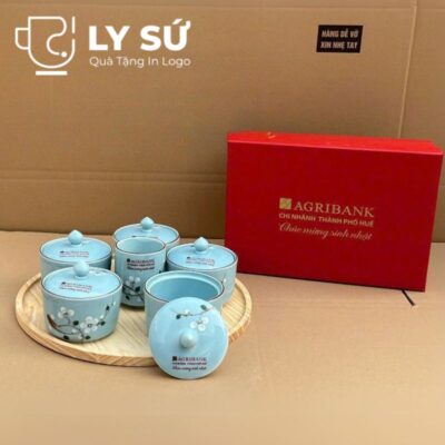 Bộ giftset cốc sứ Bát Tràng quà tặng in logo gồm 1 cốc sứ và 5 hũ mứt BGS-01