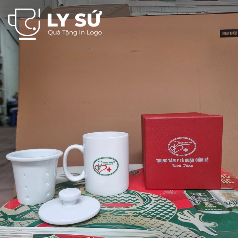 Cốc sứ lọc trà Bát Tràng quà tặng in logo